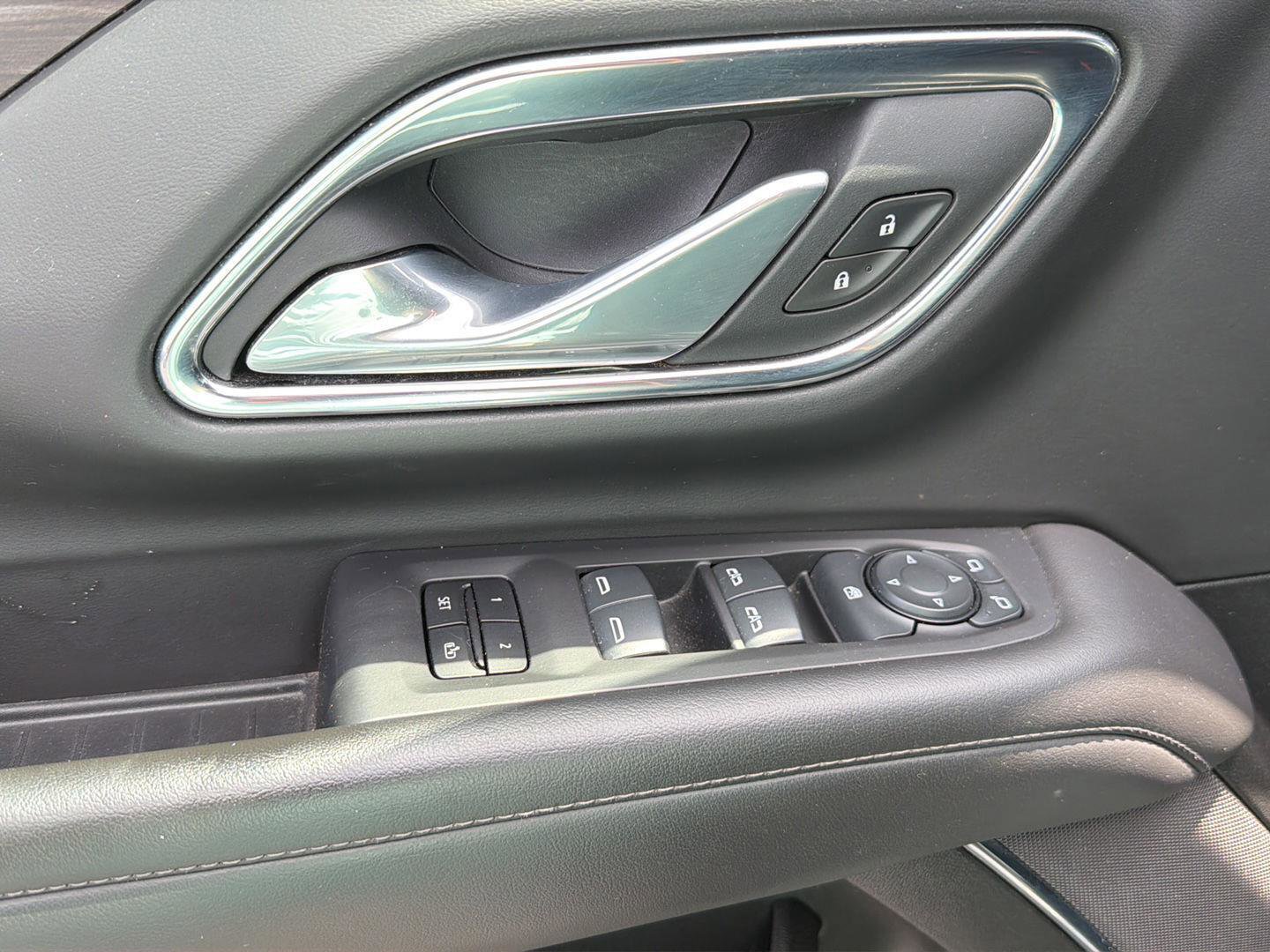 Used 2024 Chevrolet Tahoe LT RWD image 34