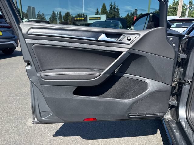 Used 2019 Volkswagen Golf R 4-Door AWD/4WD image 25