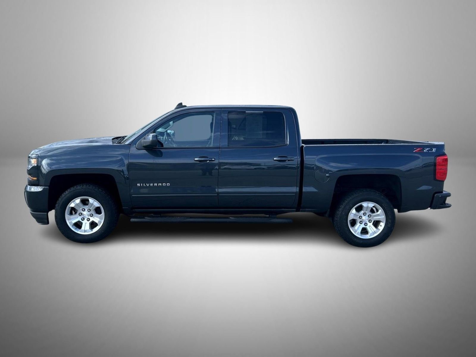 Certified 2018 Chevrolet Silverado 1500 LT w/ All Star Edition image 8
