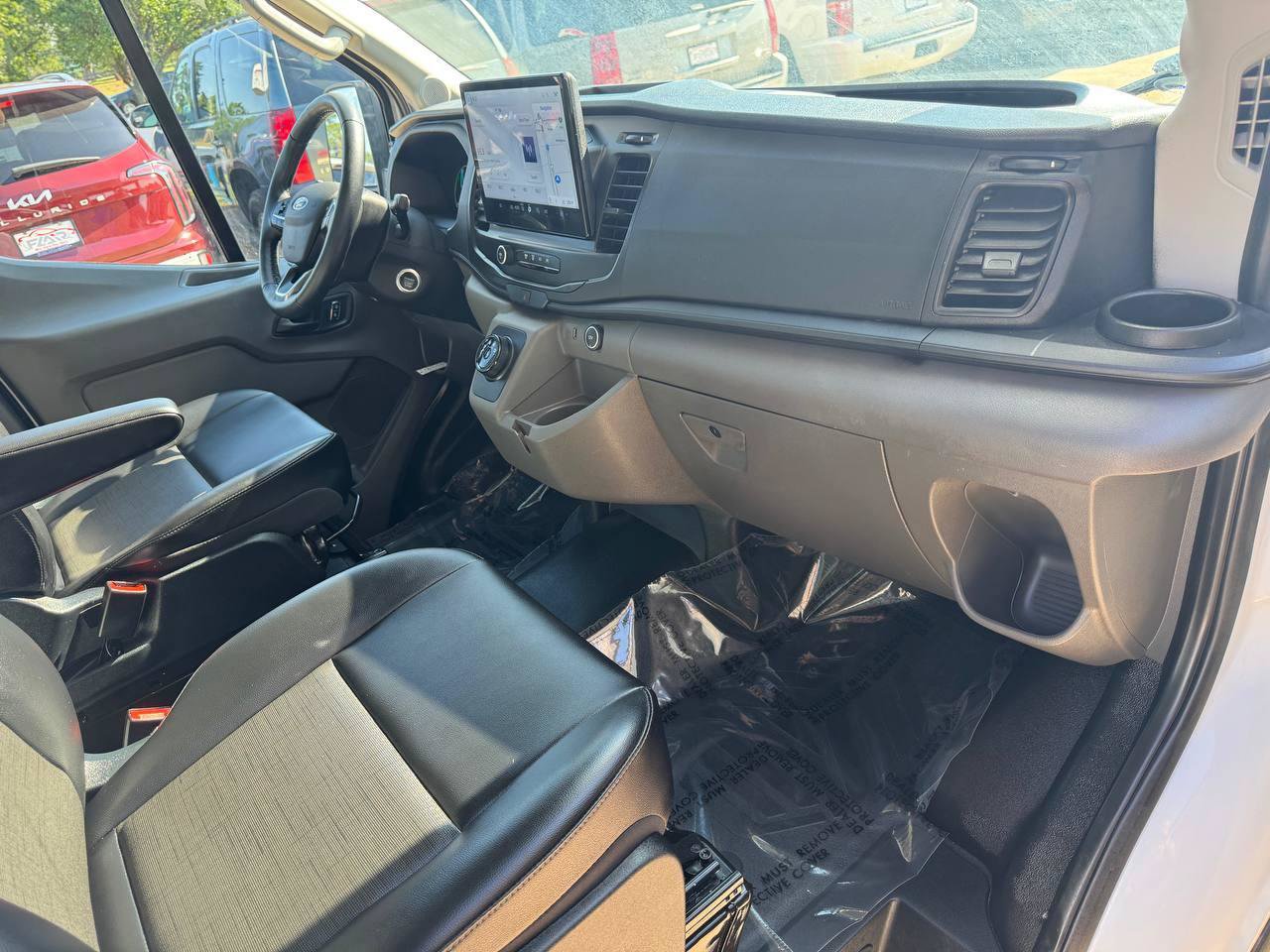 Used 2022 Ford E-Transit Medium Roof w/ Load Area Protection Package RWD image 9