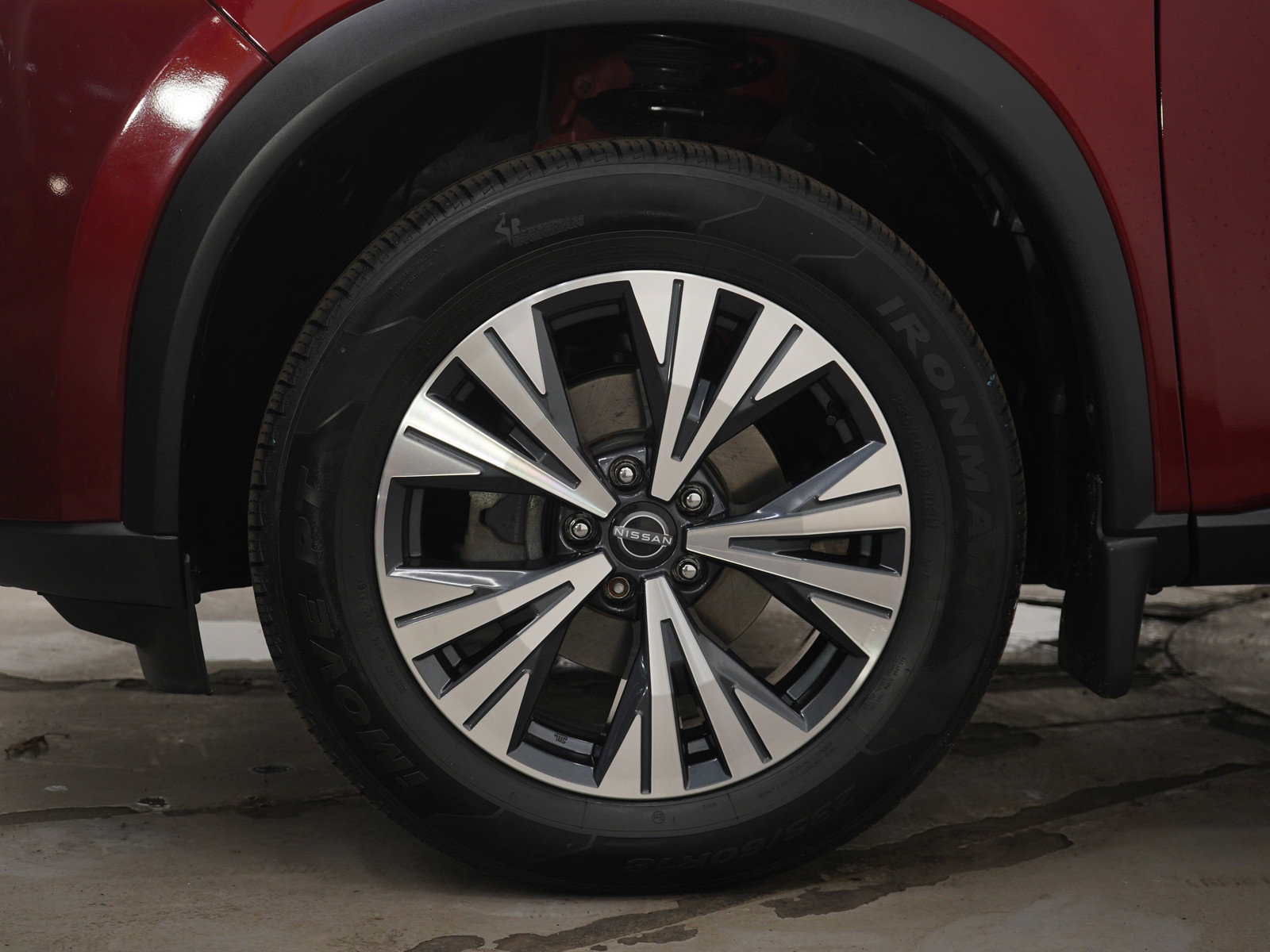 Used 2023 Nissan Rogue SV w/ SV Premium B Package image 30