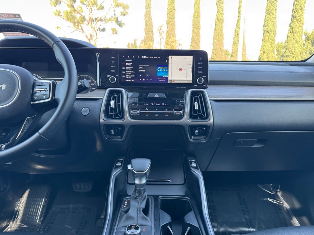 Used 2023 Kia Sorento X-Line EX image 13