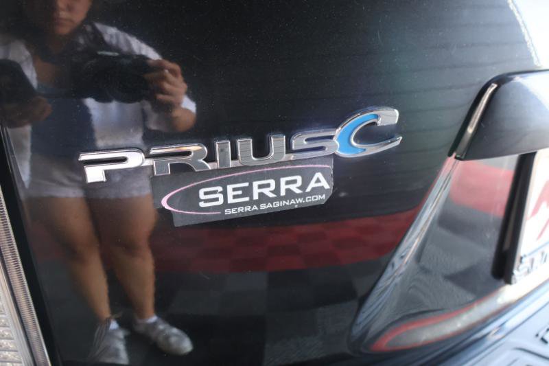 Used 2017 Toyota Prius C One image 10