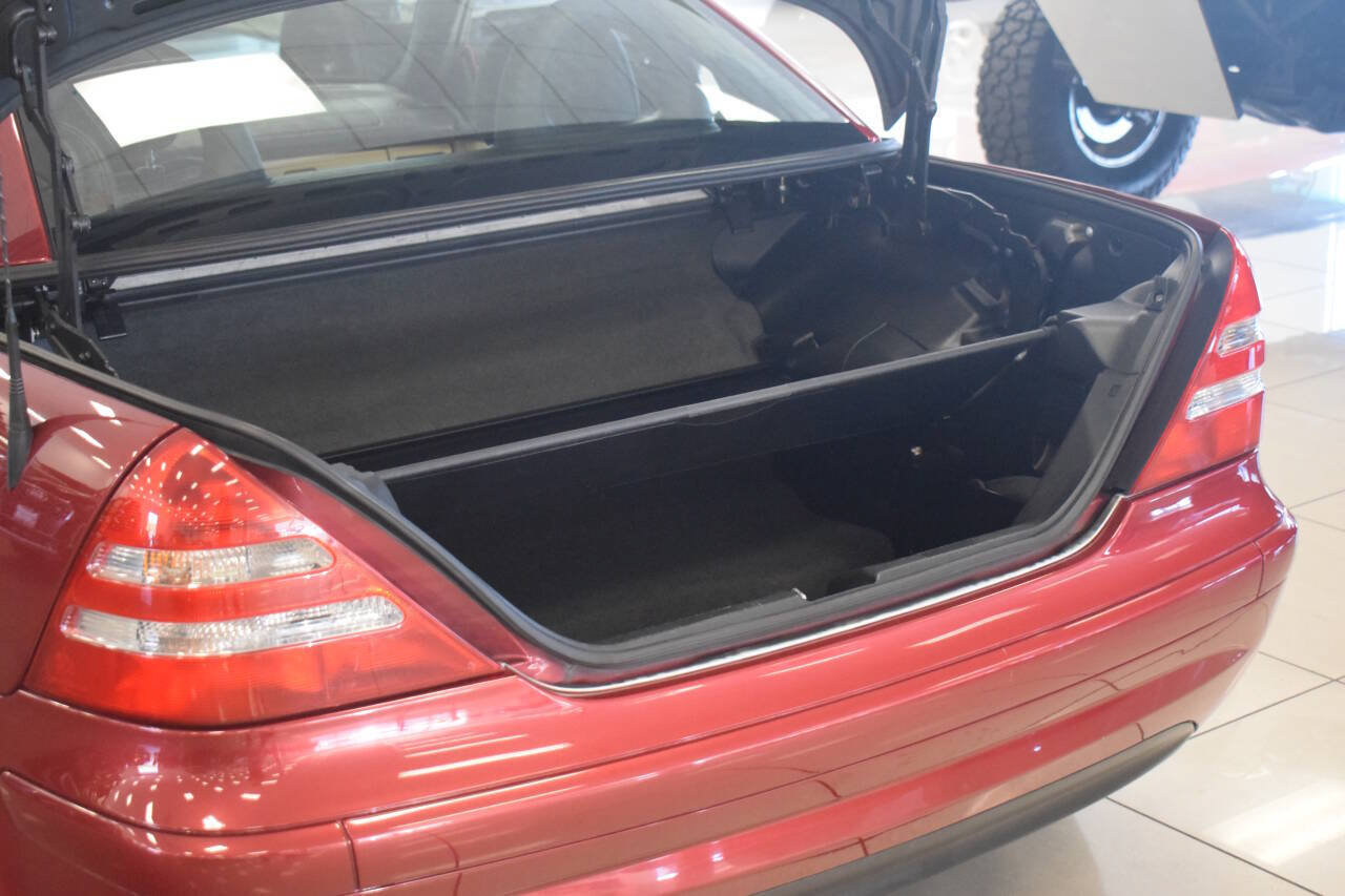 Used 2004 Mercedes-Benz SLK 230 image 37