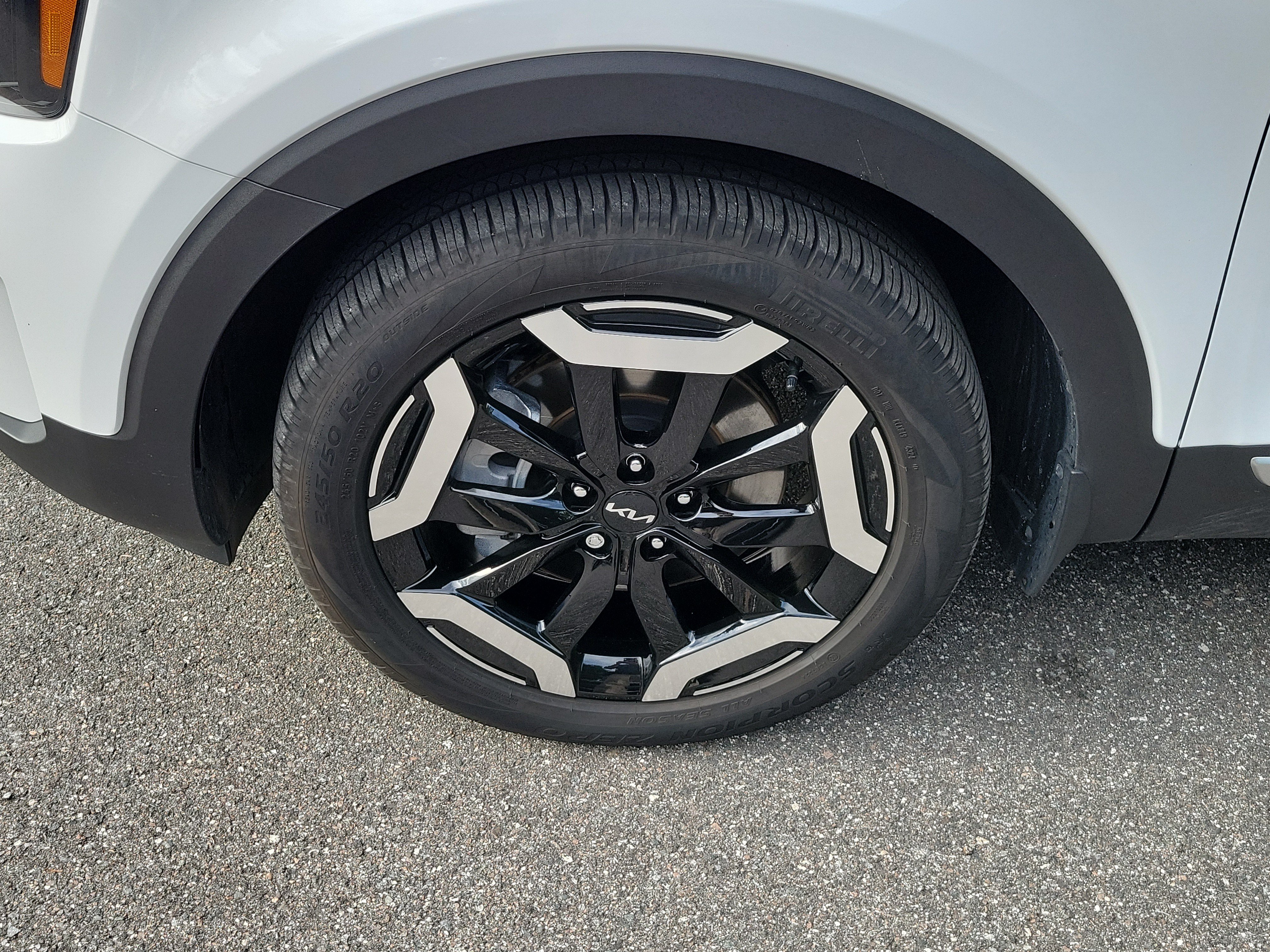 Certified 2025 Kia Telluride EX FWD image 39