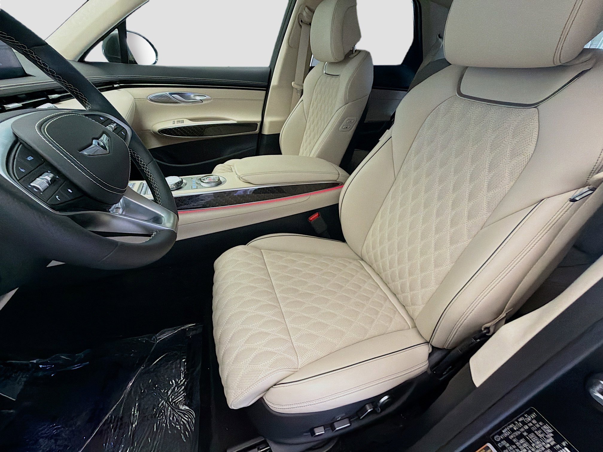 Used 2025 Genesis GV70 3.5T Sport w/ Sport Prestige Package image 11