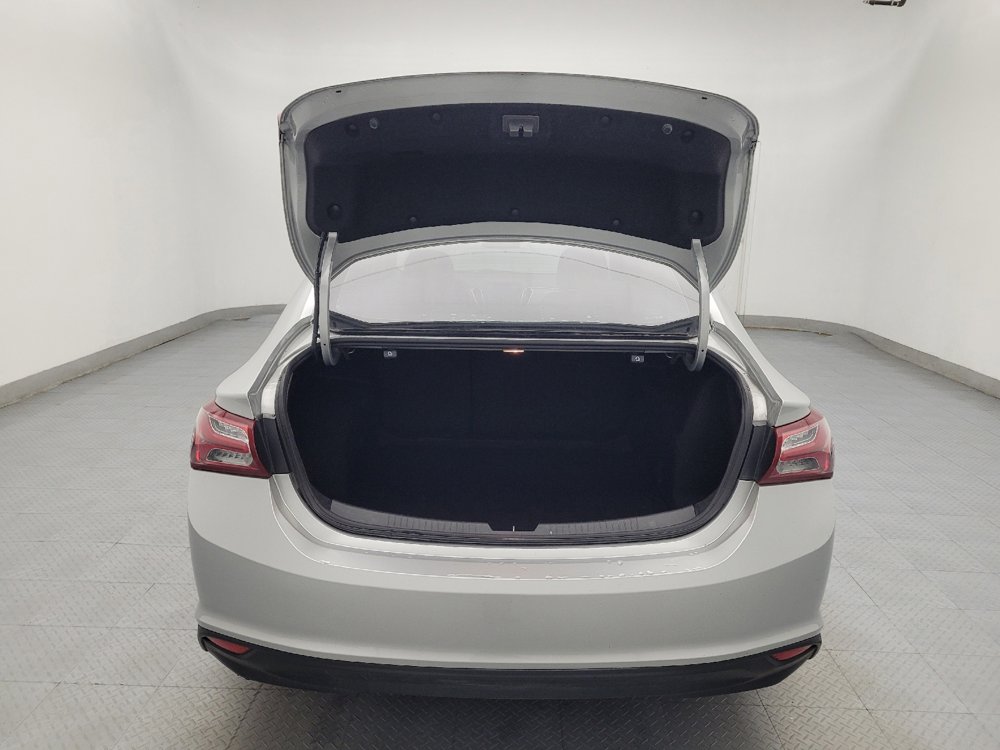 Used 2019 Chevrolet Malibu LT image 29
