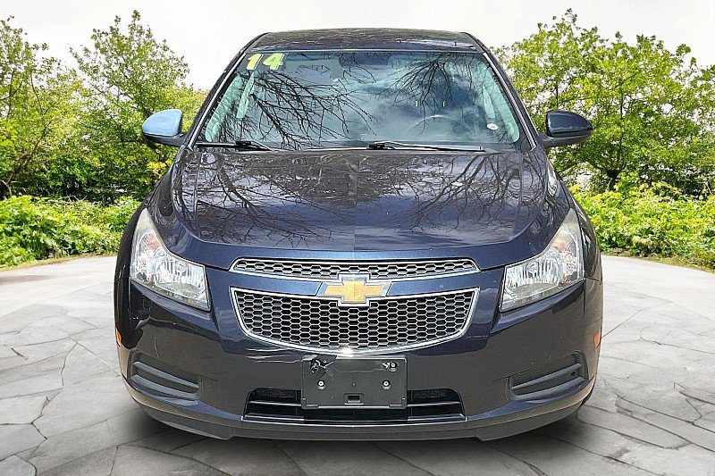 Used 2014 Chevrolet Cruze LT FWD image 3