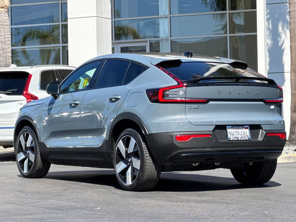 Certified 2023 Volvo C40 P8 Recharge Ultimate w/ Protection Package Premier AWD/4WD image 3