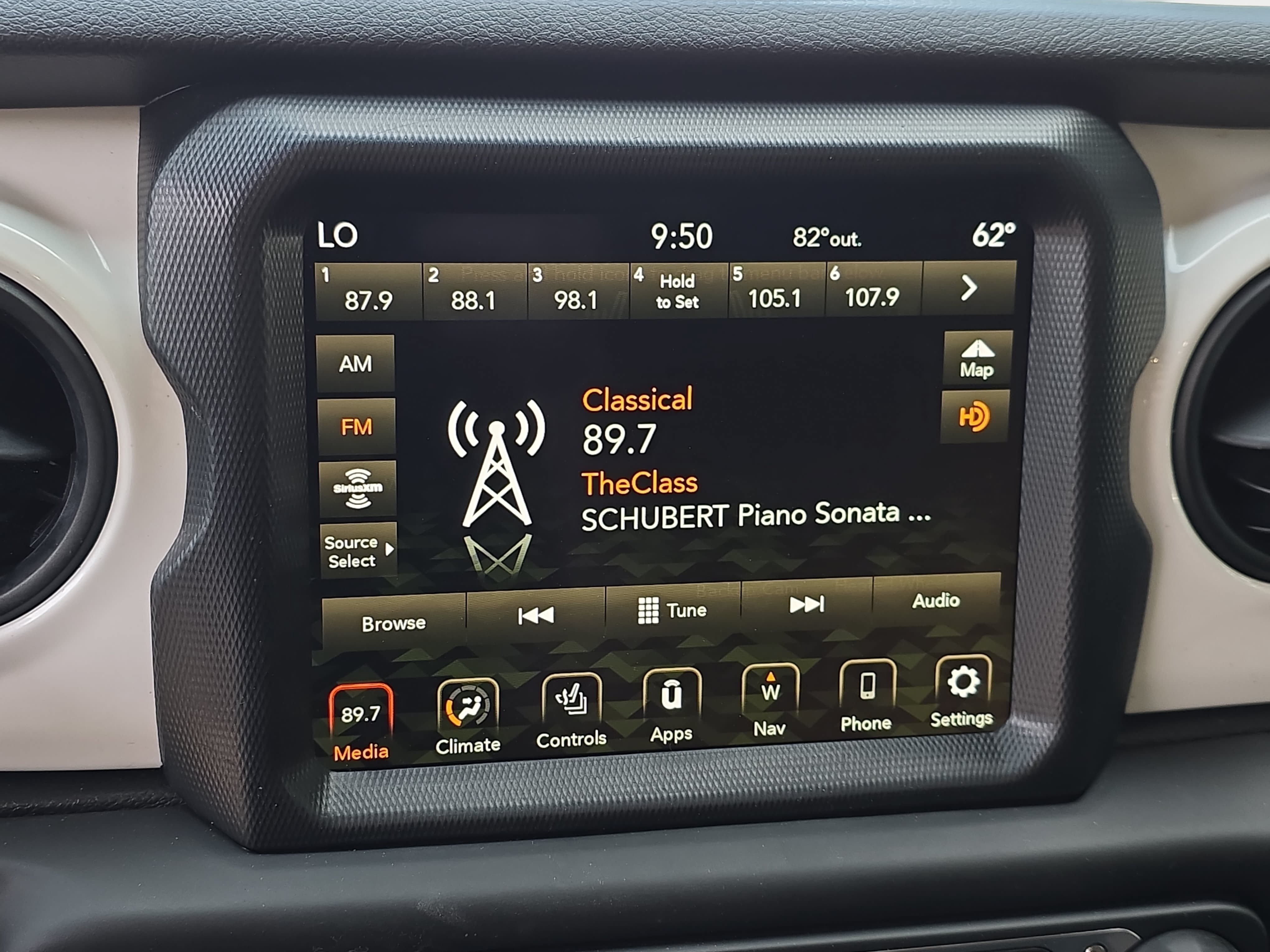 Used 2021 Jeep Wrangler Unlimited Sport AWD/4WD image 19