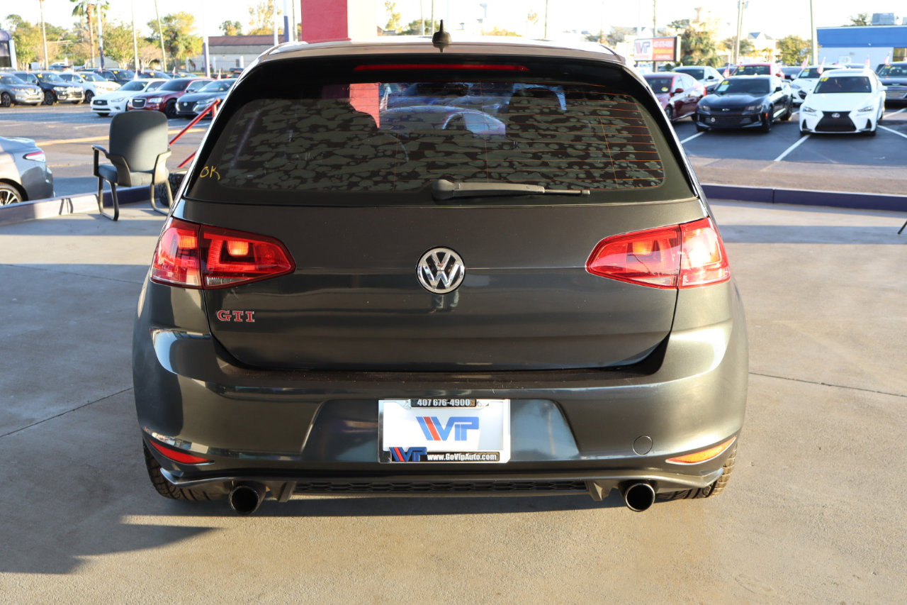 Used 2017 Volkswagen GTI Sport image 8