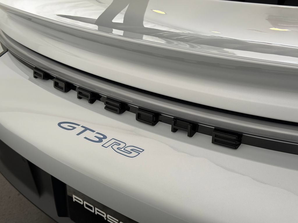 Certified 2025 Porsche 911 GT3 RS RWD image 23