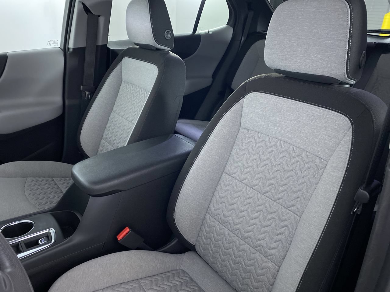 Certified 2024 Chevrolet Equinox LS w/ LS Convenience Package FWD image 10