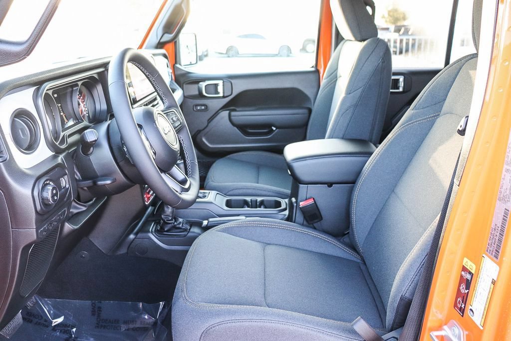 New 2026 Jeep Gladiator Sport AWD/4WD image 22
