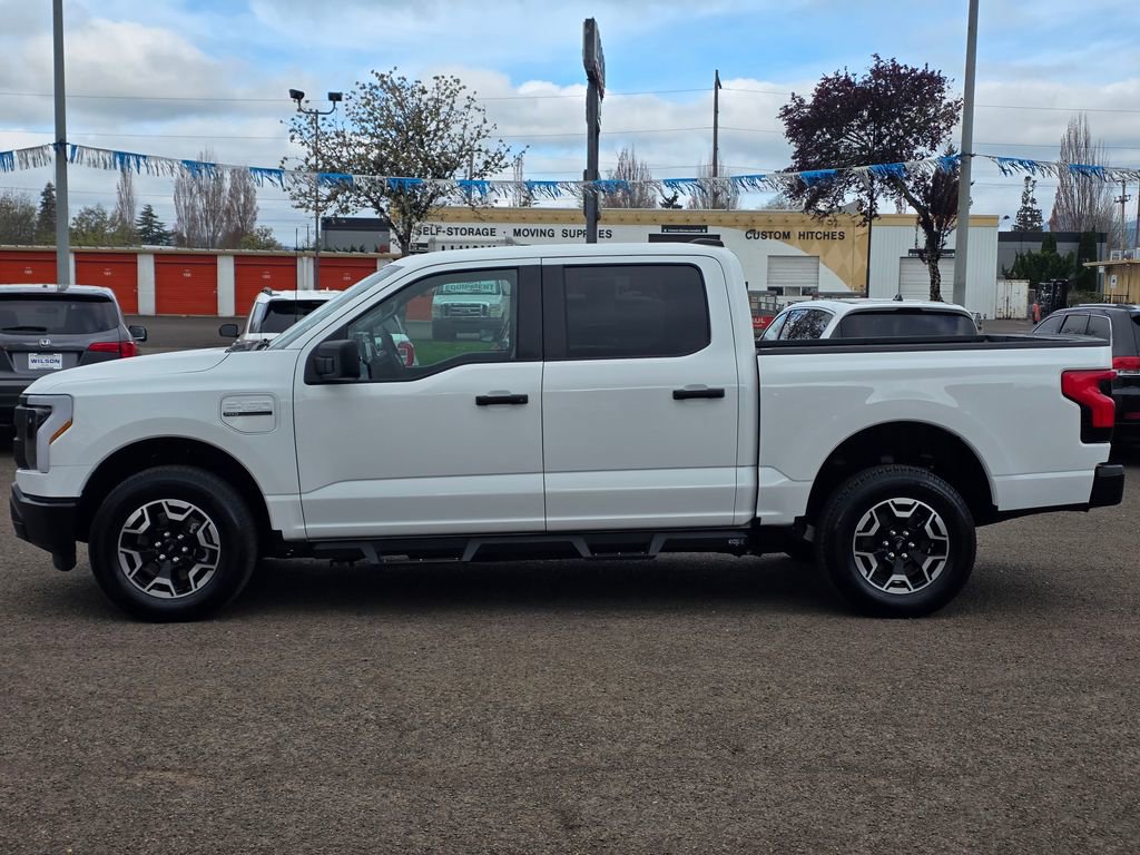 Used 2023 Ford F150 Lightning Pro image 32