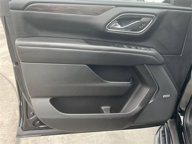 Used 2023 Chevrolet Suburban LT image 21