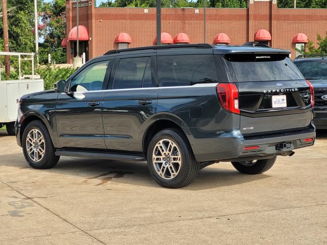 Used 2025 Ford Expedition Active RWD image 6