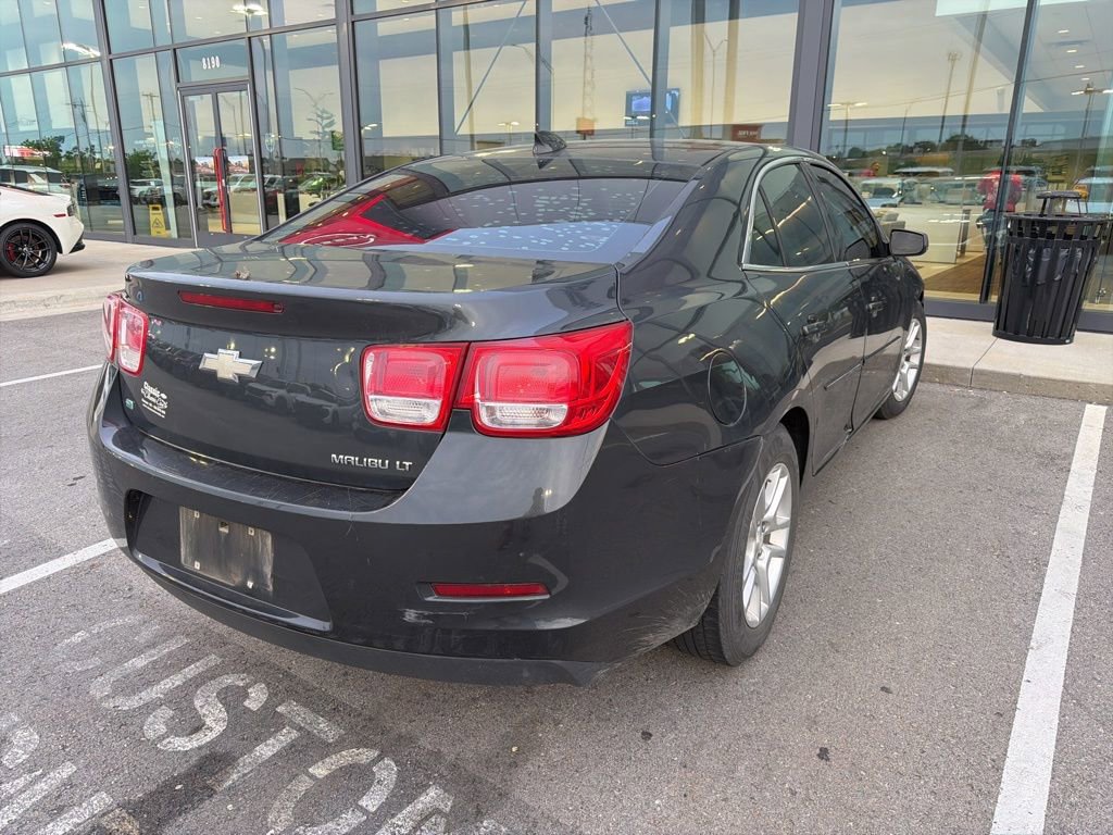 Used 2015 Chevrolet Malibu LT w/ Power Convenience Package FWD image 5