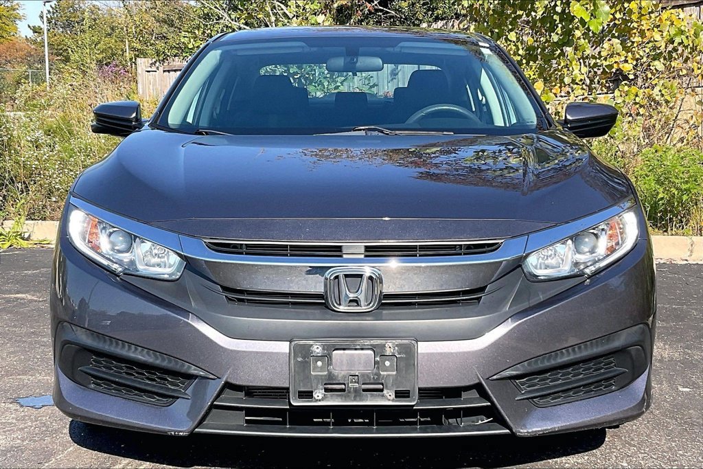 Used 2017 Honda Civic EX image 3