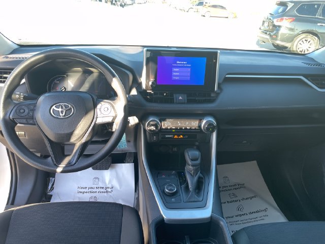 Certified 2025 Toyota RAV4 LE AWD/4WD image 22