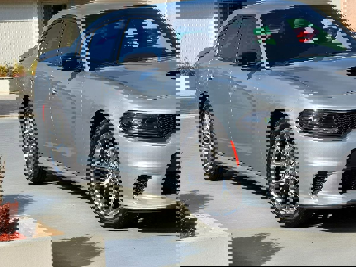 Used 2023 Dodge Charger GT image 3