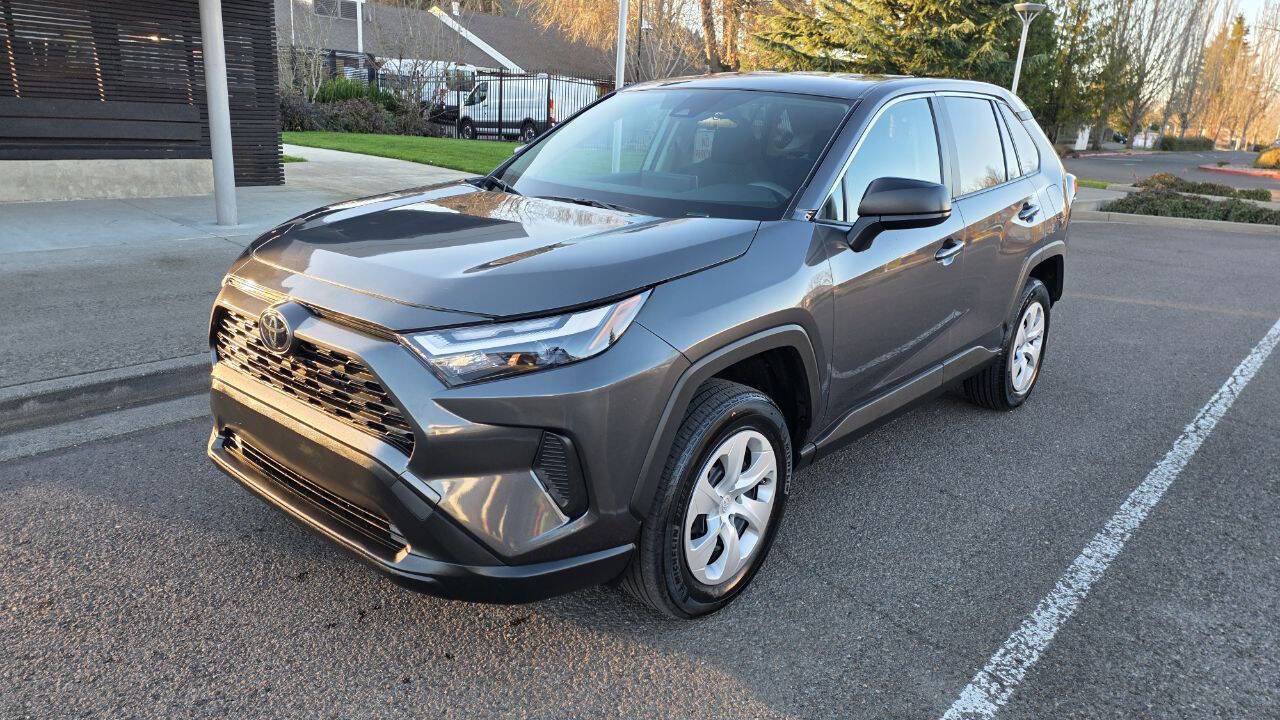 Used 2024 Toyota RAV4 LE image 1