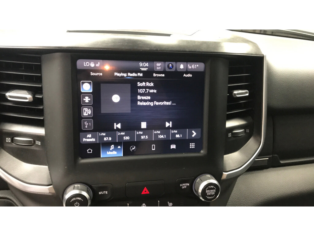 Used 2023 RAM 1500 Big Horn AWD/4WD image 15