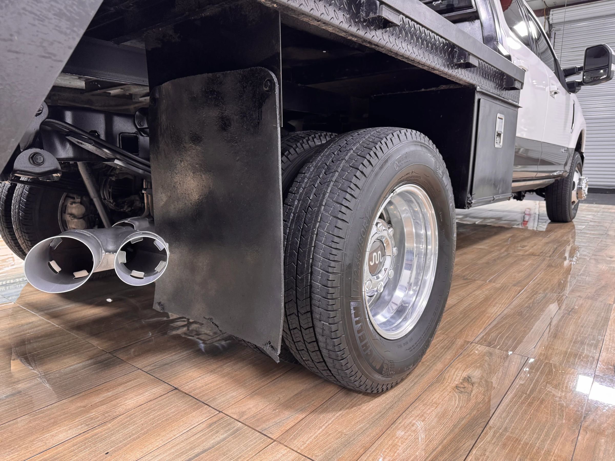 Used 2019 Ford F350 King Ranch w/ King Ranch Ultimate Package AWD/4WD image 5