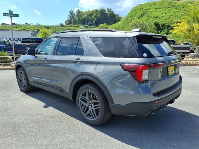 New 2027 Ford Explorer ST-Line w/ Premium Package AWD/4WD image 10