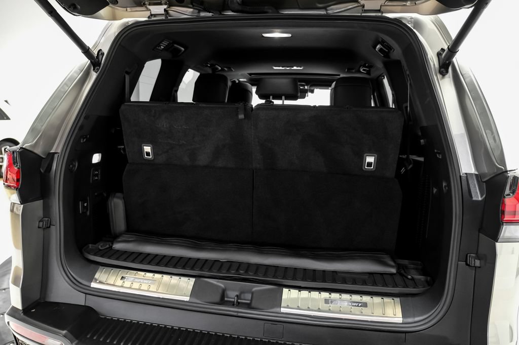 Used 2024 Lexus LX 600 F Sport AWD/4WD image 59