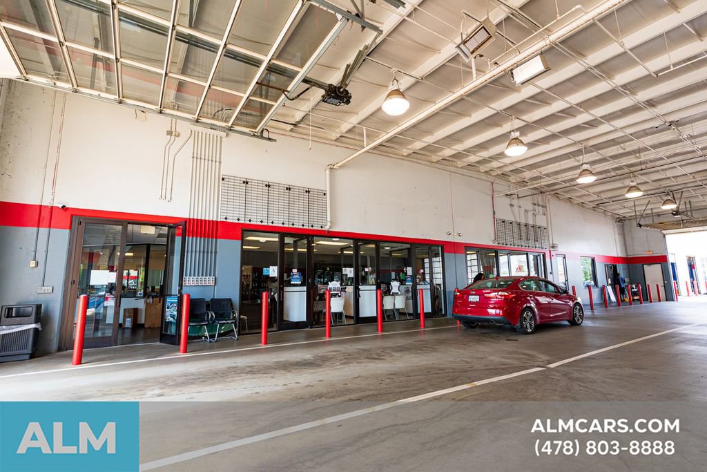 Used 2024 Kia EV9 Wind image 96