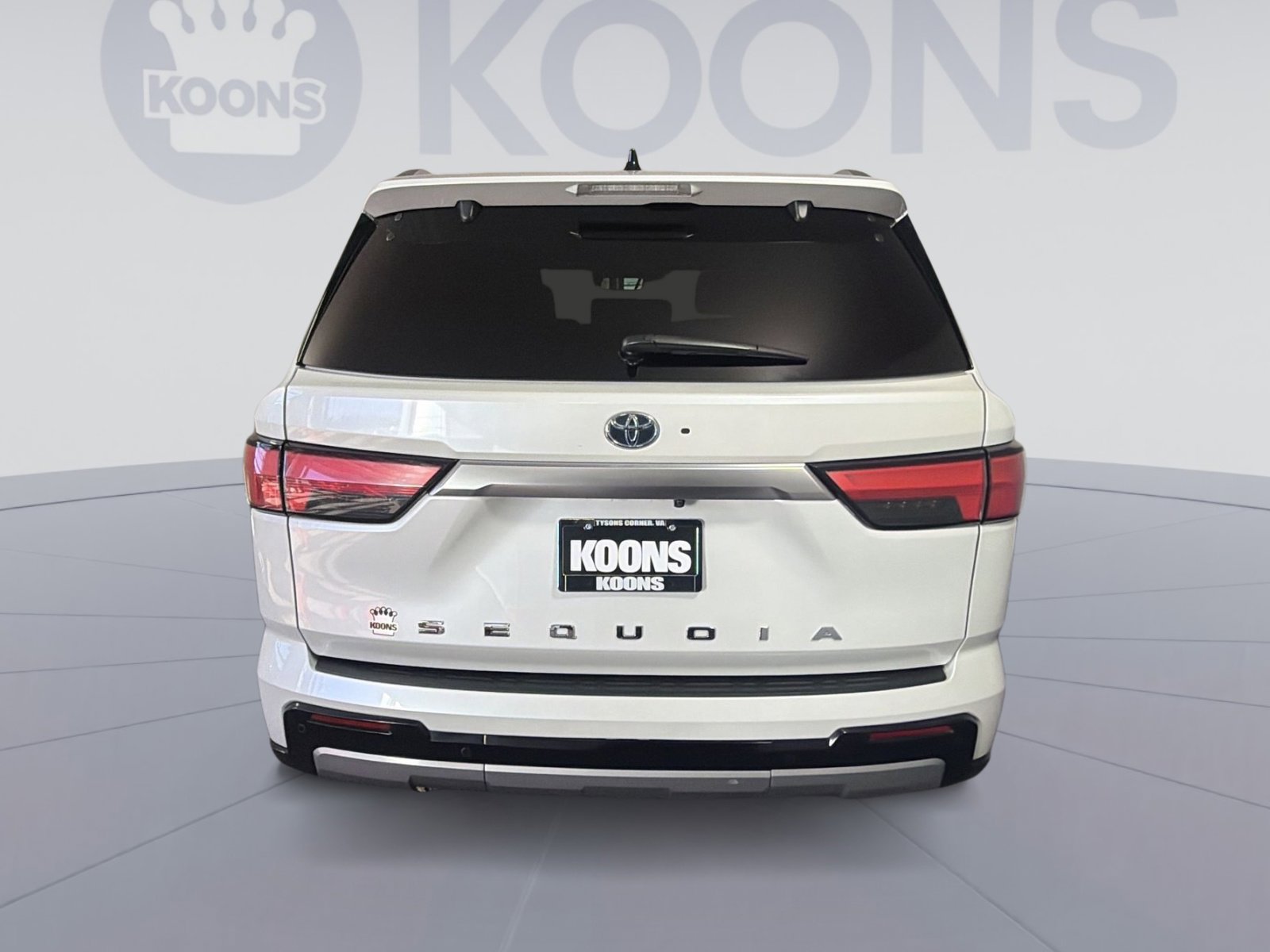 Used 2023 Toyota Sequoia Capstone image 5