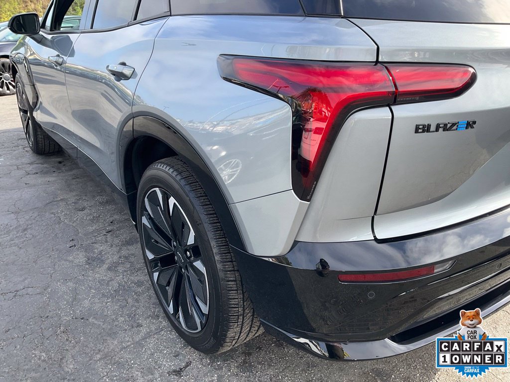 Used 2024 Chevrolet Blazer EV RS RWD image 84