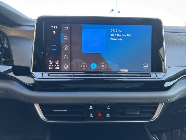 Used 2024 Volkswagen Atlas Peak Edition SEL image 28