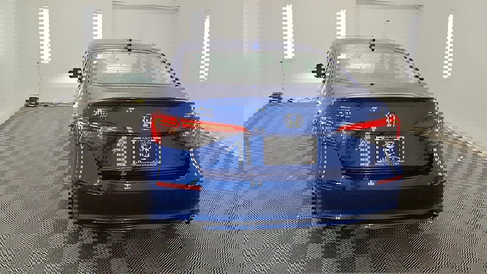 Used 2023 Honda Civic Sport image 3