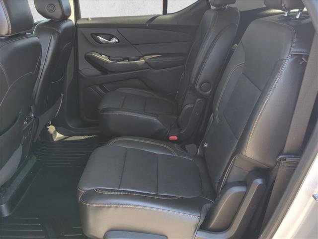 Used 2019 Chevrolet Traverse Premier w/ Driver Confidence II Package FWD image 18