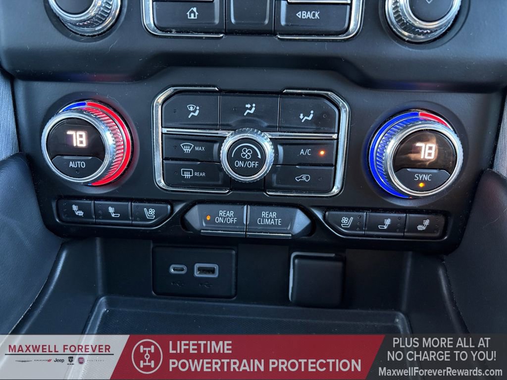 Used 2022 GMC Yukon SLT w/ SLT Premium Package image 4