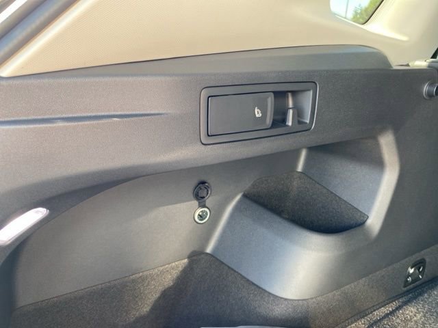 New 2025 Volkswagen Tiguan S image 59