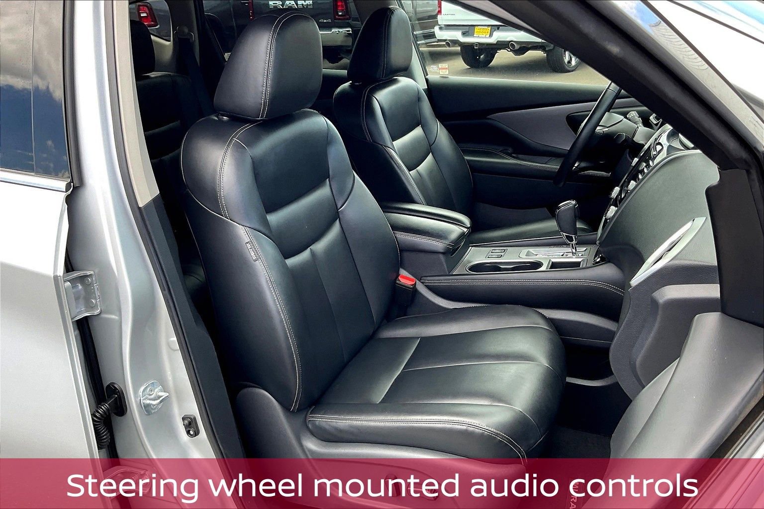 Used 2023 Nissan Murano SV image 8