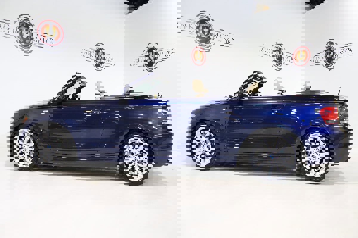 Used 2012 BMW 135i Convertible image 32