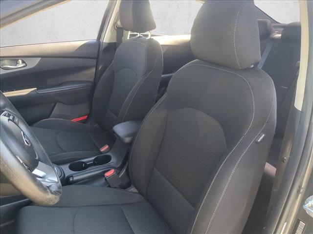 Used 2021 Kia Forte LXS FWD image 14