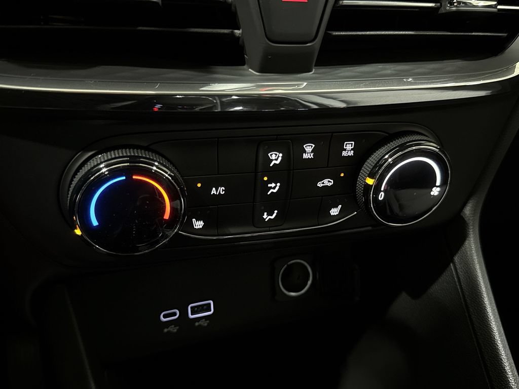 New 2026 Buick Encore GX Preferred w/ Comfort Package FWD image 16