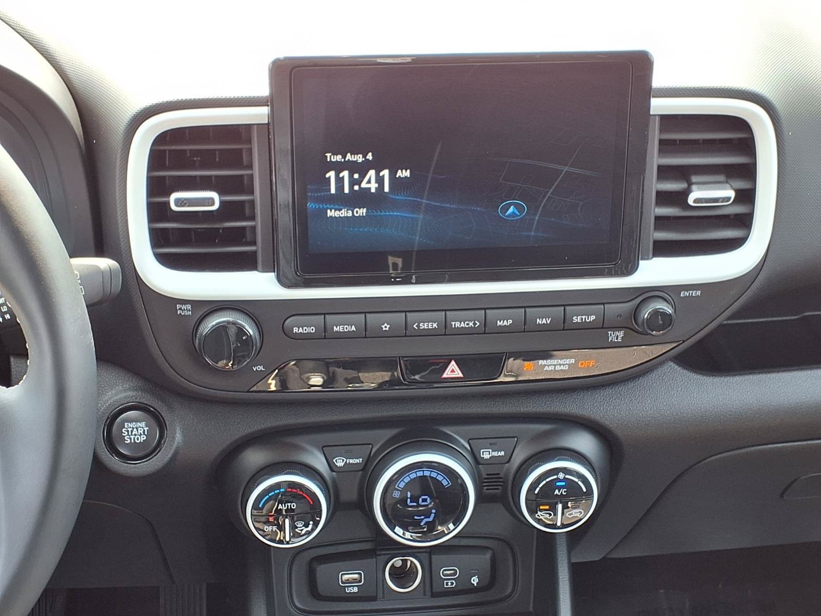 Certified 2025 Hyundai Venue Limited FWD image 13