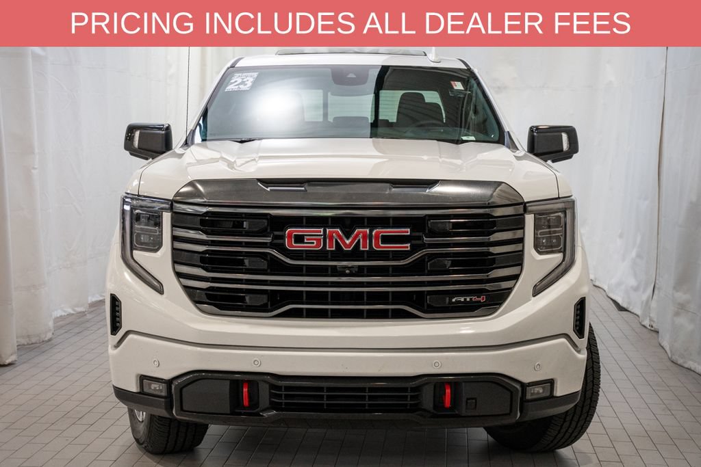 Used 2023 GMC Sierra 1500 AT4 w/ AT4 Preferred Package AWD/4WD image 2