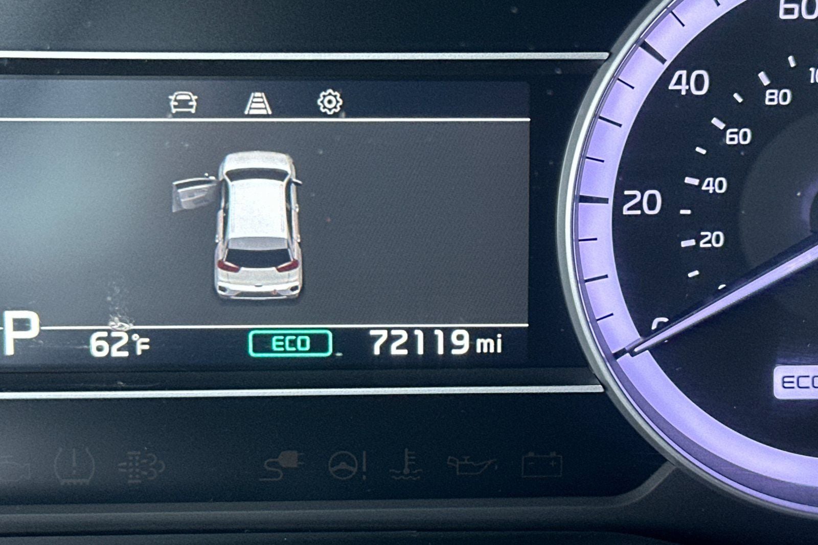 Certified 2020 Kia Niro LXS FWD image 25