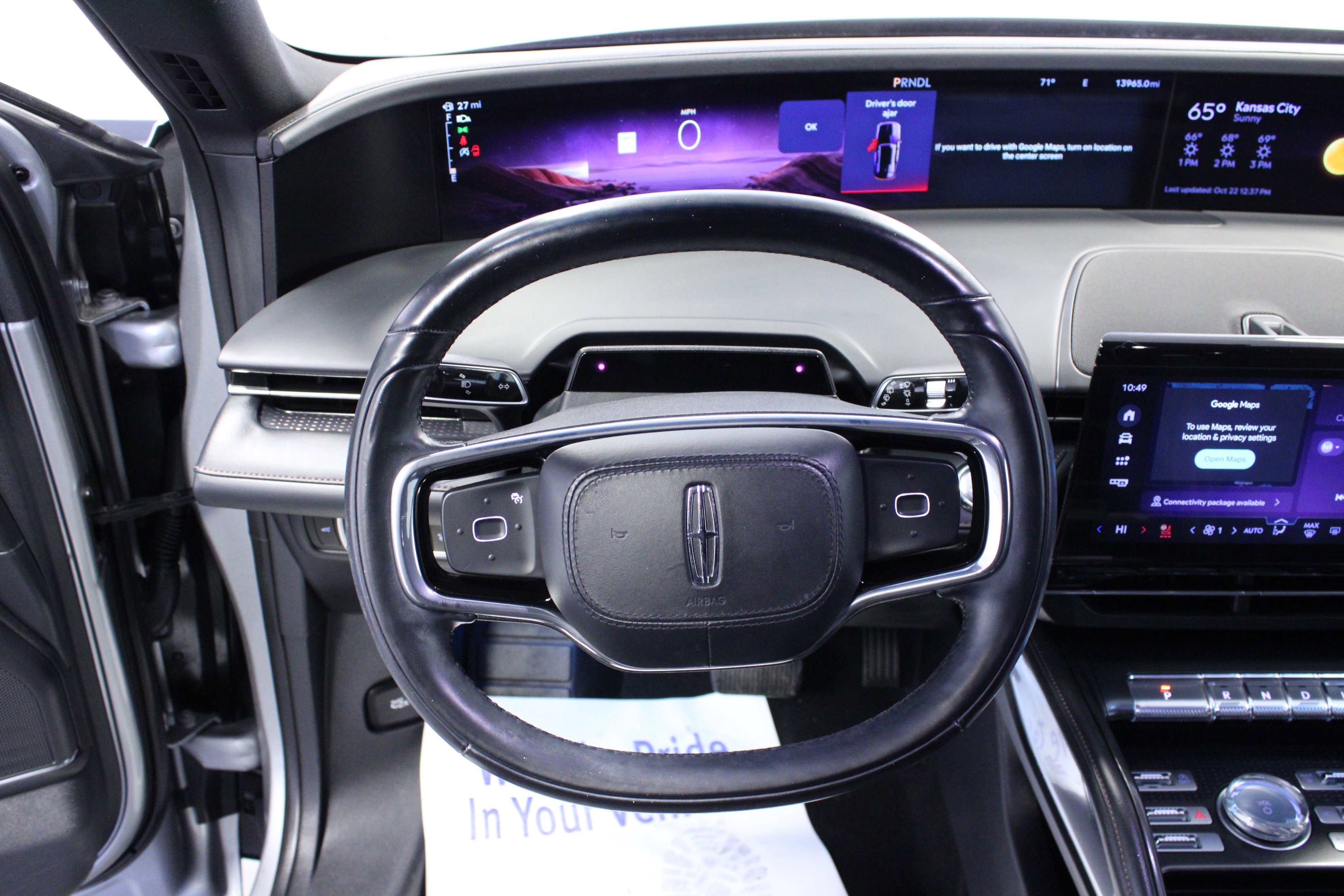 Used 2024 Lincoln Nautilus Premier w/ Jet Appearance Package AWD/4WD image 17