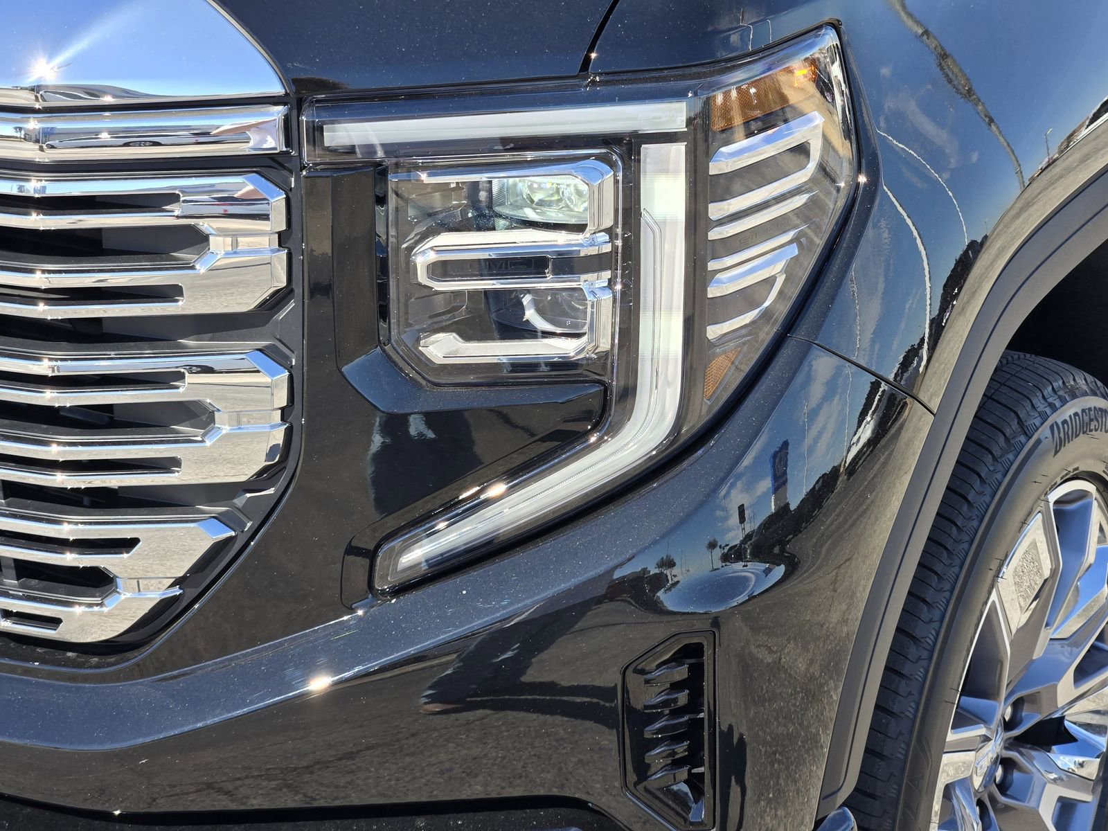 New 2026 GMC Sierra 1500 Denali w/ Denali Reserve Package image 11