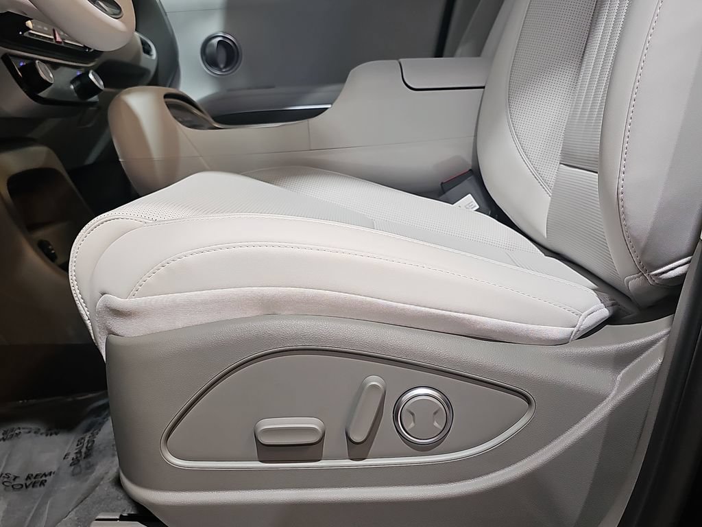 New 2026 Hyundai Palisade FWD Hybrid image 30