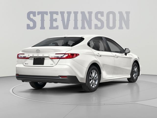 Used 2025 Toyota Camry SE AWD/4WD image 2
