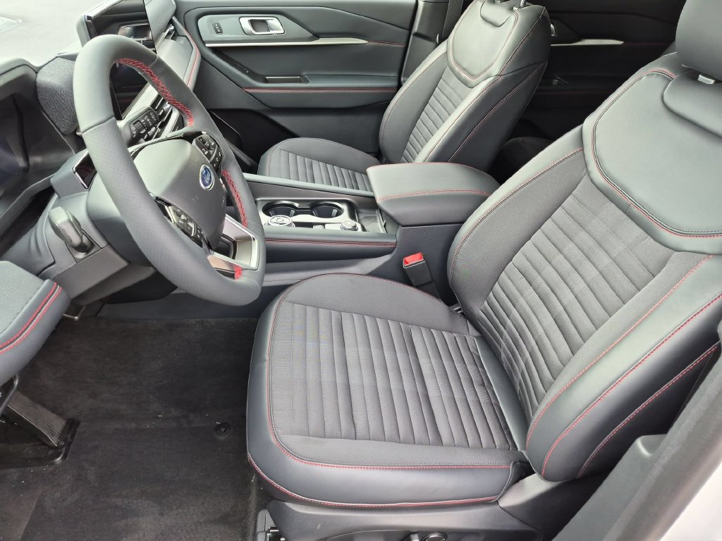 New 2027 Ford Explorer ST-Line w/ Premium Package AWD/4WD image 16